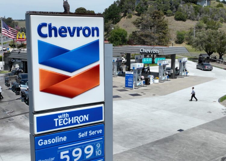 MILL VALLEY, CALIFORNIA - APRIL 29: In an aerial view, a sign is posted at a Chevron gas station on April 29, 2022 in Mill Valley, California. Chevron reported first quarter earnings that surged to $6.3 billion compared to $1.37 billion one year ago.   Justin Sullivan/Getty Images/AFP (Photo by JUSTIN SULLIVAN / GETTY IMAGES NORTH AMERICA / Getty Images via AFP)
