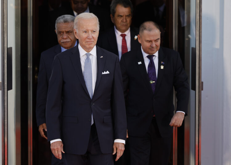 WASHINGTON, DC - SEPTEMBER 29: U.S. President Joe Biden leads a group of leaders from the Pacific Islands region onto the North Portico for a group photograph at the White House September 29, 2022 in Washington, DC. Biden hosted the first-ever U.S.-Pacific Island Country Summit to bring together leaders from 14 island nations in part to counter Chinas influence in the region and to discuss partnerships in climate change, pandemic and economic recovery, war legacies, maritime security and environmental protection.   Chip Somodevilla/Getty Images/AFP (Photo by CHIP SOMODEVILLA / GETTY IMAGES NORTH AMERICA / Getty Images via AFP)